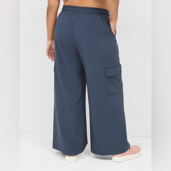 Livi LIVI Stretch Woven Wide Leg Pant plus size - Picture 2 of 12